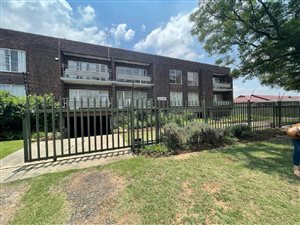 2 Bed Flat in Three Rivers