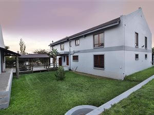 4 Bed House in Kyalami AH