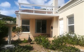 3 Bedroom House in San Michel