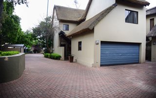 3 Bedroom Cluster in Fourways