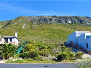 840 m² Land available in Hermanus Heights