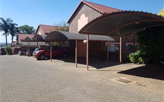 2 Bedroom Townhouse in Hennopspark
