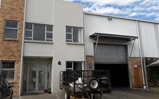 430 m² Industrial space in Stormill