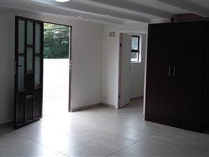 1 Bedroom Apartment in Berea West