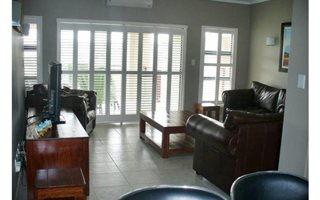 2 Bedroom Apartment in Palm Lakes Estate