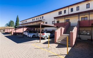 2 Bedroom Duplex in Ormonde