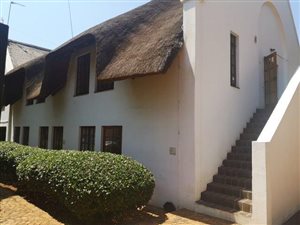 74 m² Office Space in Randjesfontein