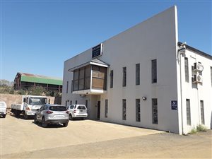 1800 m² Industrial space in Shortts Retreat