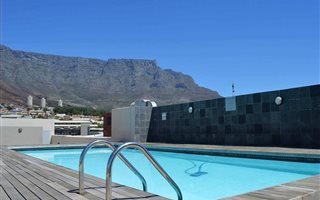 1 Bedroom Apartment in Zonnebloem