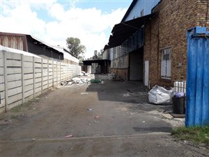 2400 m² Industrial space in Primrose