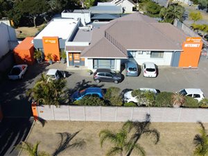 340 m² Office Space in Beacon Bay