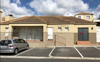 2 Bedroom Apartment in Vredekloof