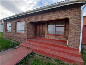 5 Bed House in King Williams Town