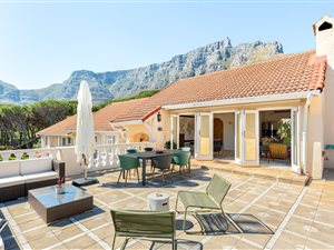 4 Bed House in Higgovale