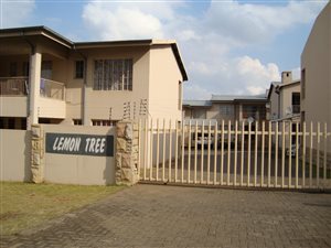 2 Bed Apartment in Modelpark