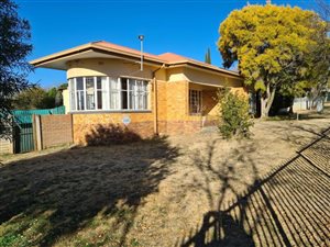3 Bed House in Suidrand