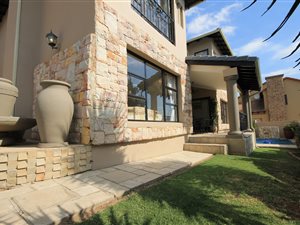 3 Bed House in Dainfern