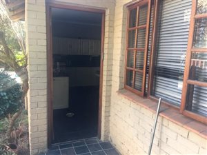 2 Bed Garden Cottage in Parkview