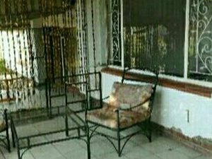 Bachelor apartment in Johannesburg North