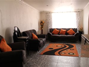 3 Bed House in Eldorado Park