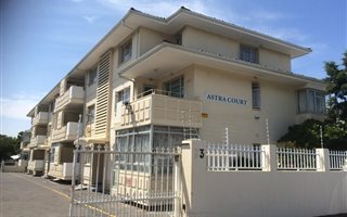 2 Bedroom Apartment in Rosebank