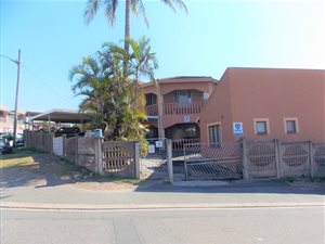 5 Bed House in Westcliff