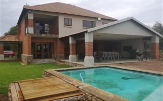 3 Bedroom House in Leeuwfontein
