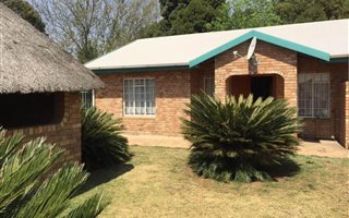 2 Bedroom Townhouse in Erasmus