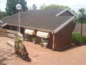3 Bed Apartment in Blackridge
