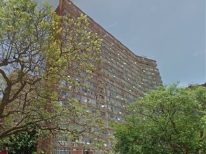2 Bed Apartment in Sunnyside