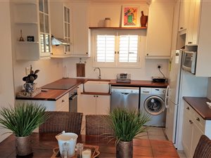 2 Bed Apartment in Goose Valley Golf Estate
