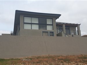 3 Bed House in Hartenbos