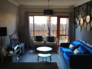 2 Bed Flat in Tulisa Park