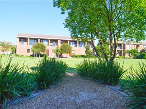 2 Bed Apartment in Durbanville