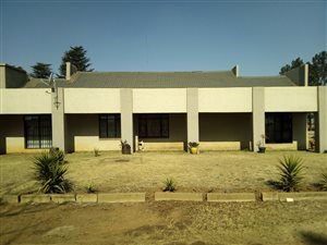 2.6 ha Farm in Roodia