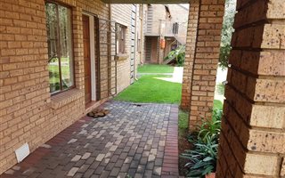 2 Bedroom Apartment in Faerie Glen