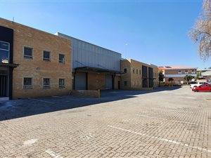 494 m² Industrial space in Longmeadow