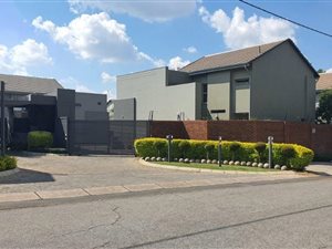 2 Bed Townhouse in Menlo Park