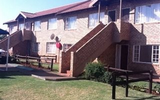 2 Bedroom Townhouse in Kenleaf