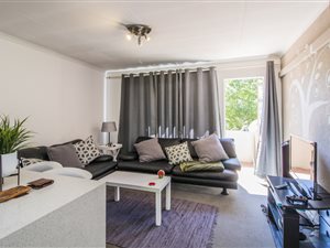 2 Bed Apartment in Newlands