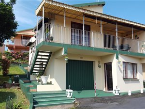 3 Bed Townhouse in Hibberdene