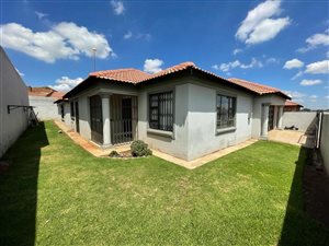 3 Bed House in Vosloorus