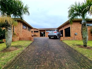 3 Bed House in Meerensee