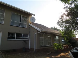 6 Bed House in Cresslawn