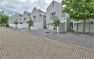 3 Bedroom House in Tokai
