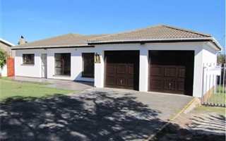 3 Bedroom House in Durbanville Central