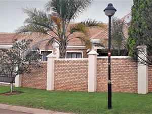 3 Bed House in Midstream Estate
