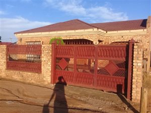 4 Bed House in Hammanskraal