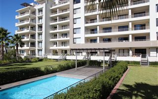 2 Bedroom Apartment in Constantia