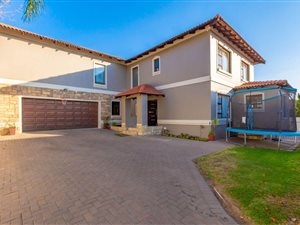 4 Bed Cluster in Fourways